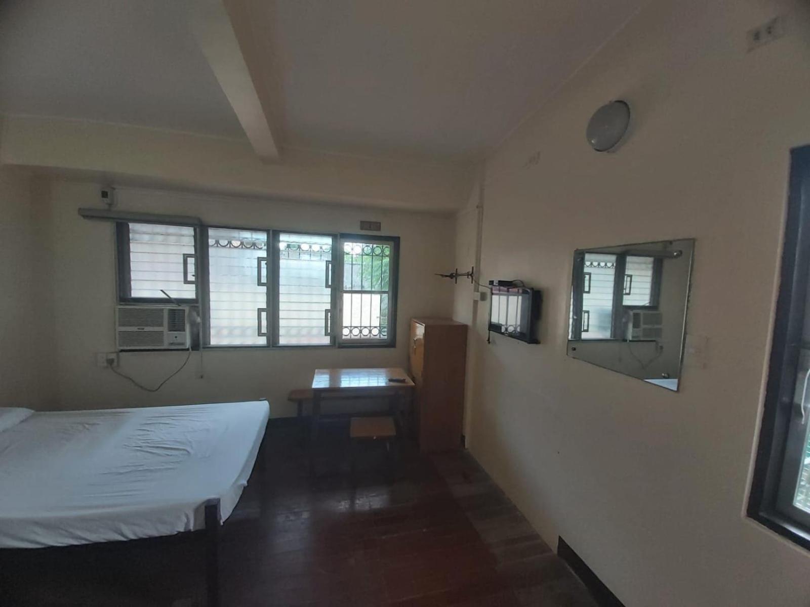 Oyo 916 Angel'S Boardrooms Quezon City Exterior photo